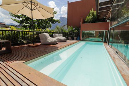 Apartamento à venda com 381m², 3 quartos e 3 vagasÁrea comum