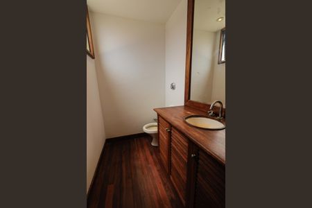 Apartamento à venda com 381m², 3 quartos e 3 vagasLavabo 2