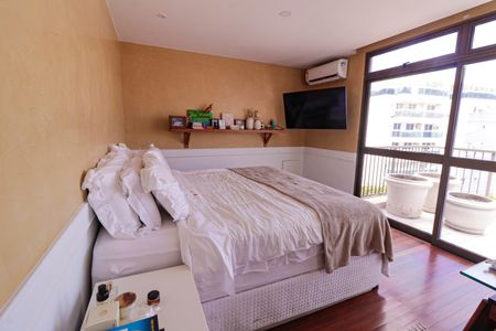 Apartamento à venda com 381m², 3 quartos e 3 vagasQuarto 1