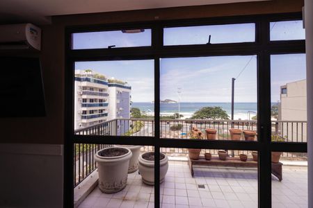 Apartamento à venda com 381m², 3 quartos e 3 vagasQuarto 1