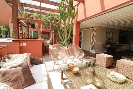 Apartamento à venda com 381m², 3 quartos e 3 vagasÁrea cohttps://dwuka77wsfe40.cloudfront.net//img/540x360/894805721-465.1734984979776untitled5685.jpgmum