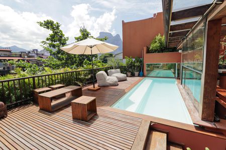 Apartamento à venda com 381m², 3 quartos e 3 vagasÁrea comum