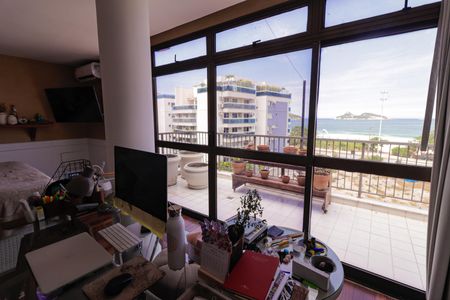 Apartamento à venda com 381m², 3 quartos e 3 vagasQuarto 1