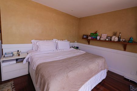 Apartamento à venda com 381m², 3 quartos e 3 vagasQuarto 1