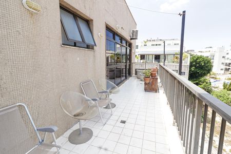 Apartamento à venda com 381m², 3 quartos e 3 vagasvaranda do Quarto 2