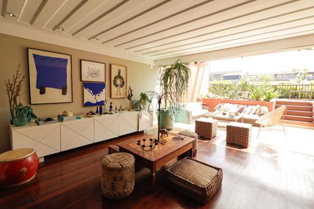 Apartamento à venda com 381m², 3 quartos e 3 vagasSala