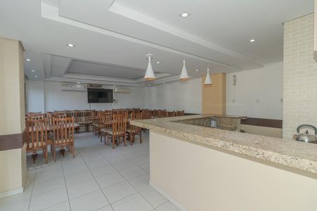 Apartamento à venda com 76m², 2 quartos e 1 vaga Apartamento à venda com 76m², 2 quartos e 1 vagaÁrea comum - Salão de festas