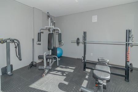 Apartamento à venda com 76m², 2 quartos e 1 vaga Apartamento à venda com 76m², 2 quartos e 1 vagaÁrea comum - Academia