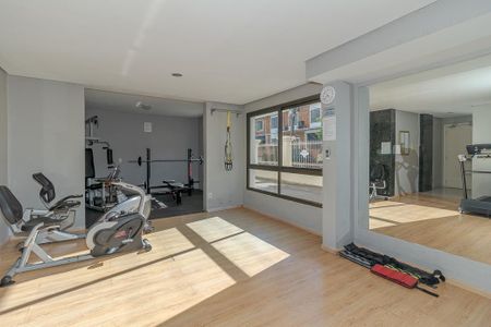 Apartamento à venda com 76m², 2 quartos e 1 vaga Apartamento à venda com 76m², 2 quartos e 1 vagaÁrea comum - Academia