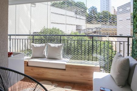 Apartamento à venda com 70m², 3 quartos e 1 vagaSacada