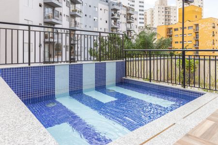Apartamento à venda com 70m², 3 quartos e 1 vagaÁrea comum - Piscina