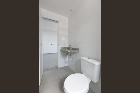 Apartamento para alugar com 50m², 2 quartos e sem vaga Apartamento para alugar com 50m², 2 quartos e sem vagaBanheiro