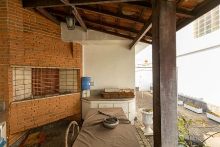 Casa à venda com 400m², 3 quartos e 3 vagas Casa à venda com 400m², 3 quartos e 3 vagasChurrasqueira