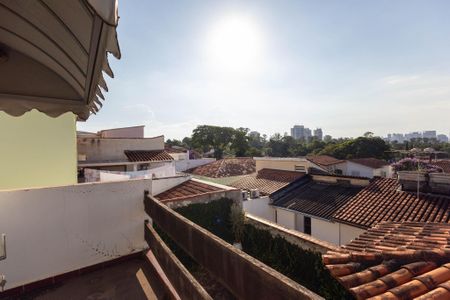 Casa à venda com 400m², 3 quartos e 3 vagas Casa à venda com 400m², 3 quartos e 3 vagasVaranda Suíte 1