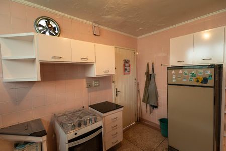 Casa à venda com 400m², 3 quartos e 3 vagas Casa à venda com 400m², 3 quartos e 3 vagasCozinha