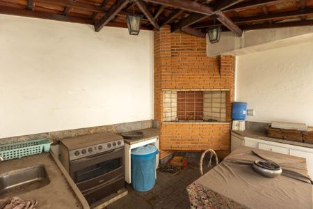 Casa à venda com 400m², 3 quartos e 3 vagas Casa à venda com 400m², 3 quartos e 3 vagasChurrasqueira