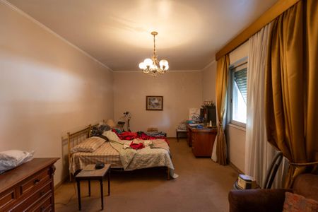 Casa à venda com 400m², 3 quartos e 3 vagas Casa à venda com 400m², 3 quartos e 3 vagasQuarto 2