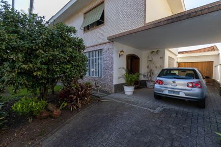 Casa à venda com 400m², 3 quartos e 3 vagas Casa à venda com 400m², 3 quartos e 3 vagasGaragem
