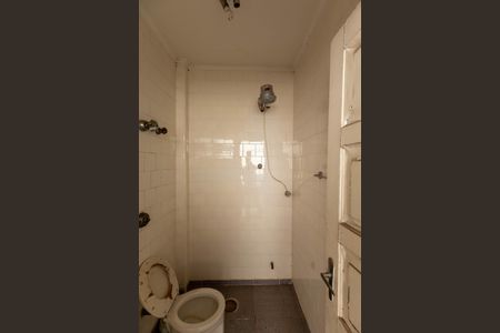 Casa à venda com 400m², 3 quartos e 3 vagas Casa à venda com 400m², 3 quartos e 3 vagasBanheiro de Serviço