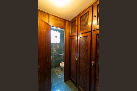 Casa à venda com 400m², 3 quartos e 3 vagas Casa à venda com 400m², 3 quartos e 3 vagasLavabo