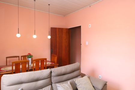 Casa para alugar com 379m², 1 quarto e 5 vagasSala