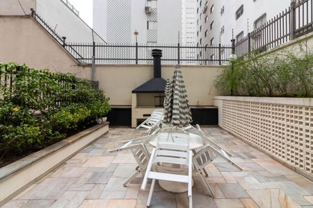 Apartamento à venda com 217m², 3 quartos e 3 vagasÁrea comum - Churrasqueira