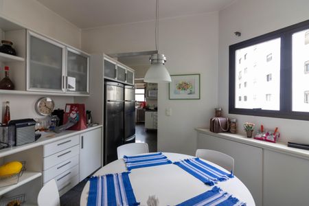Apartamento à venda com 217m², 3 quartos e 3 vagasCozinha