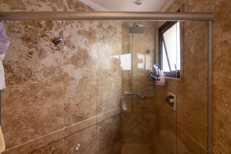 Apartamento à venda com 217m², 3 quartos e 3 vagasBanheiro da Suíte 2