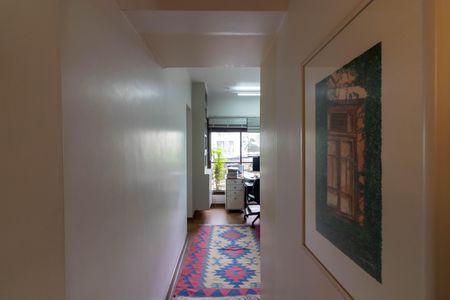 Apartamento à venda com 217m², 3 quartos e 3 vagasCorredor