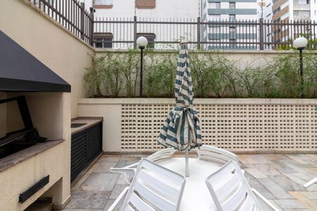 Apartamento à venda com 217m², 3 quartos e 3 vagasÁrea comum - Churrasqueira