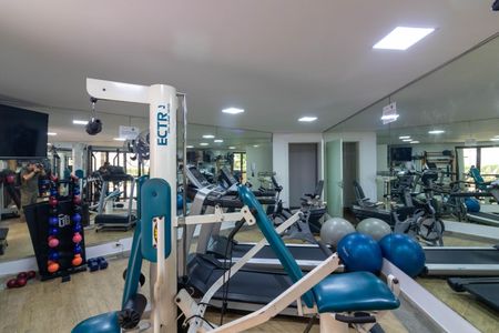 Apartamento à venda com 217m², 3 quartos e 3 vagasÁrea comum - Academia