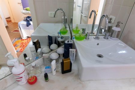 Apartamento à venda com 217m², 3 quartos e 3 vagasBanheiro Social