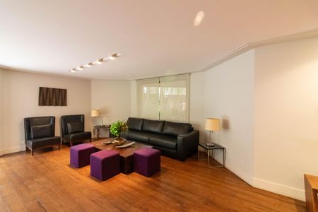 Apartamento à venda com 217m², 3 quartos e 3 vagasÁrea comum - Salão de festas