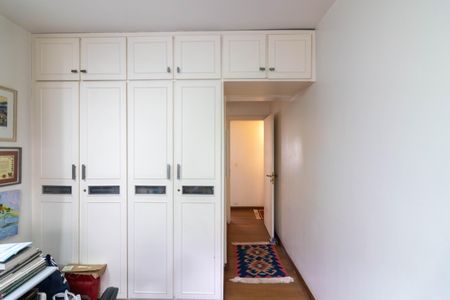 Apartamento à venda com 217m², 3 quartos e 3 vagasEscritório