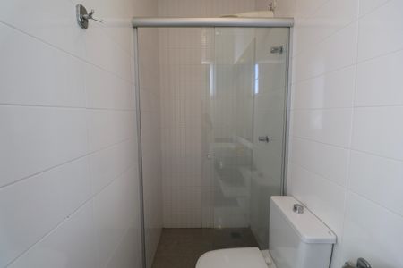 Apartamento para alugar com 235m², 3 quartos e 3 vagas Apartamento para alugar com 235m², 3 quartos e 3 vagasBanheiro Social 2