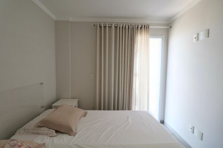 Apartamento para alugar com 235m², 3 quartos e 3 vagas Apartamento para alugar com 235m², 3 quartos e 3 vagasQuarto Suíte