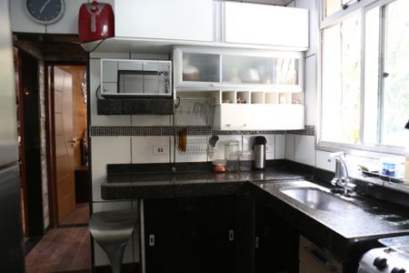 Apartamento à venda com 48m², 2 quartos e 1 vagaCozinha