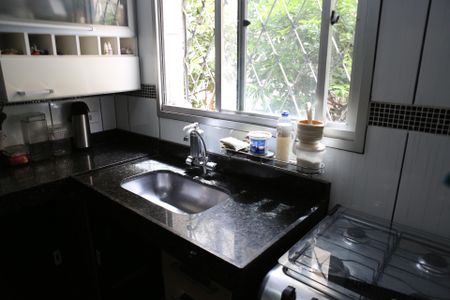 Apartamento à venda com 48m², 2 quartos e 1 vagaCozinha