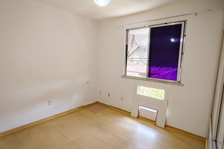 Apartamento à venda com 77m², 3 quartos e 1 vagaquarto 1