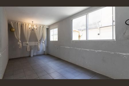 Apartamento à venda com 42m², 2 quartos e sem vagaÁrea comum - Salão de festas