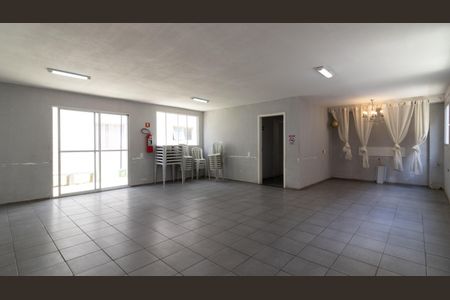 Apartamento à venda com 42m², 2 quartos e sem vagaÁrea comum - Salão de festas