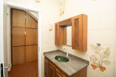 Casa à venda com 162m², 3 quartos e 2 vagasLavabo