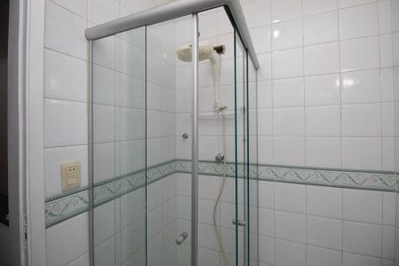 Casa à venda com 162m², 3 quartos e 2 vagasBanheiro Social