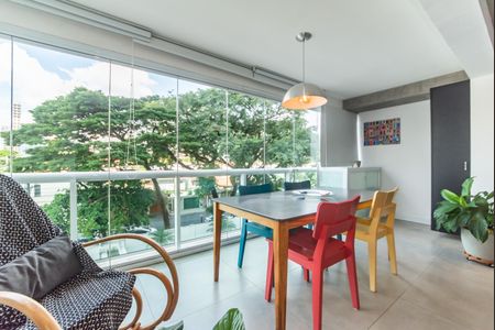 Apartamento à venda com 50m², 1 quarto e 1 vaga Apartamento à venda com 50m², 1 quarto e 1 vagaVaranda
