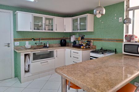 Apartamento para alugar com 150m², 3 quartos e 1 vagaCozinha