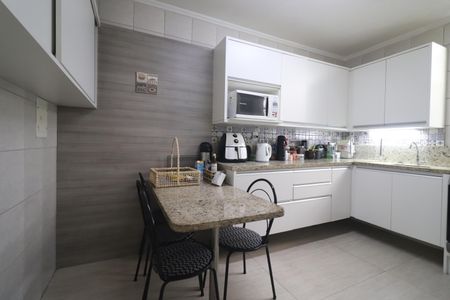 Apartamento à venda com 87m², 3 quartos e 1 vagaCozinha