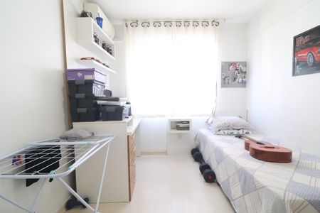 Apartamento à venda com 87m², 3 quartos e 1 vagaQuarto 02