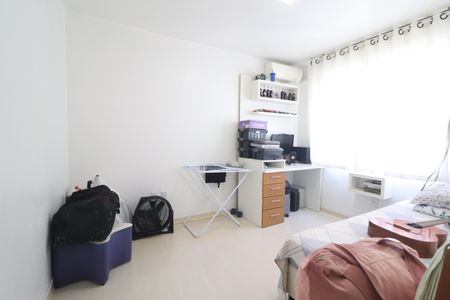 Apartamento à venda com 87m², 3 quartos e 1 vagaQuarto 02