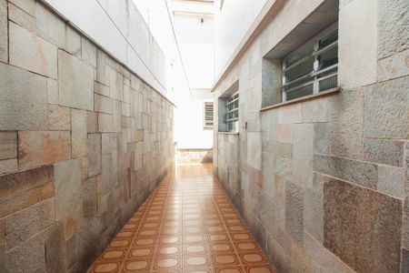 Casa à venda com 176m², 3 quartos e 3 vagasQuintal