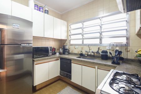 Casa à venda com 176m², 3 quartos e 3 vagasCozinha